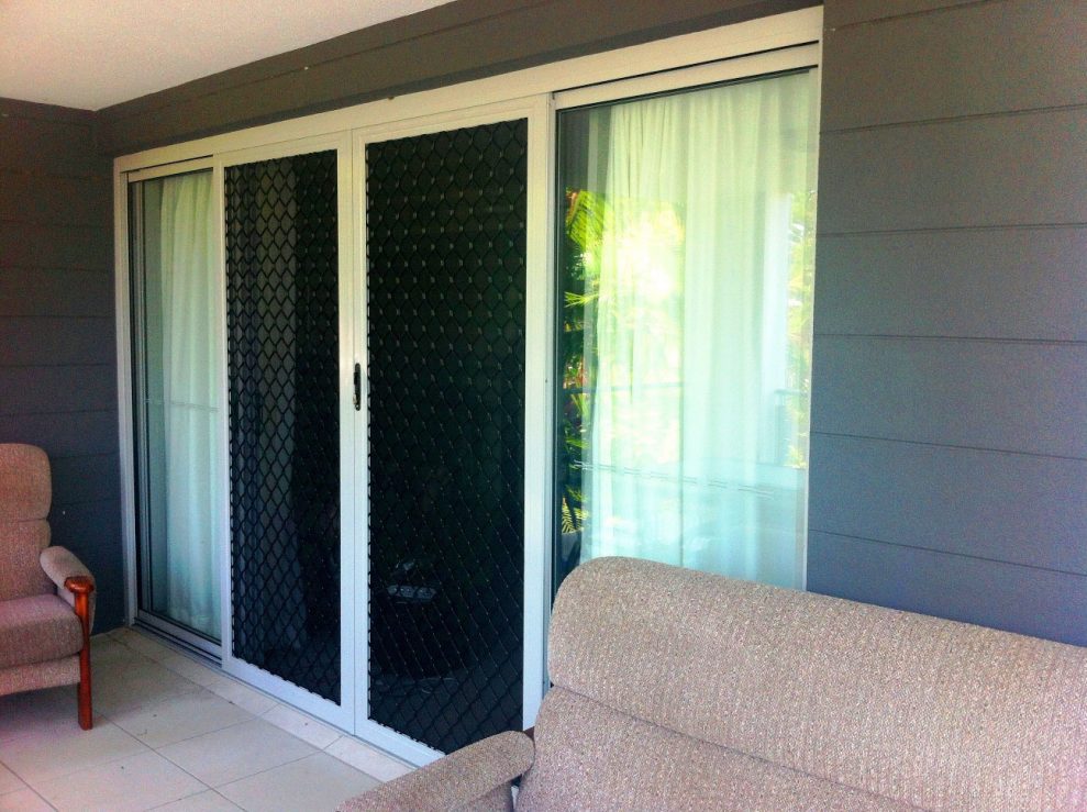 Diamond grille security screen doors sunshine coast - Alpha Screens